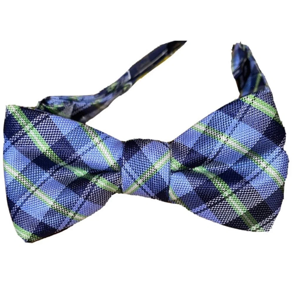 CHAPS Charlie Woven Plaid Adjustable Pre-tied Bow Tie Young Men’s Boys Accessory